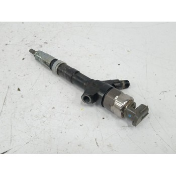Recambio de inyector para toyota corolla sedán (_e12_) 2.0 d-4d (cde120_) referencia OEM IAM 236700G010 08251 