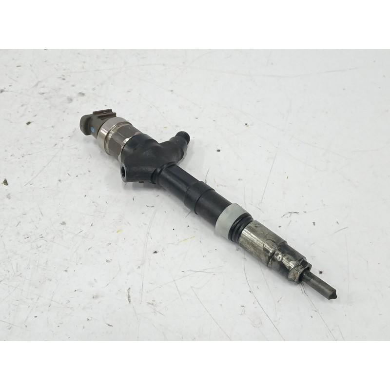 Recambio de inyector para toyota corolla sedán (_e12_) 2.0 d-4d (cde120_) referencia OEM IAM 236700G010 08945 