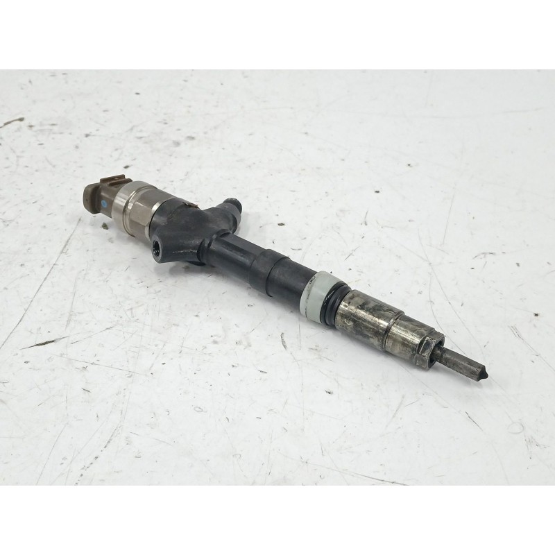 Recambio de inyector para toyota corolla sedán (_e12_) 2.0 d-4d (cde120_) referencia OEM IAM 236700G010 09342 