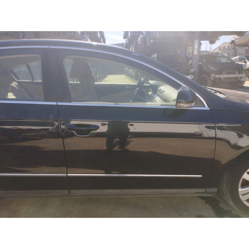 Recambio de puerta delantera derecha para volkswagen passat b6 (3c2) 2.0 tdi 16v referencia OEM IAM   