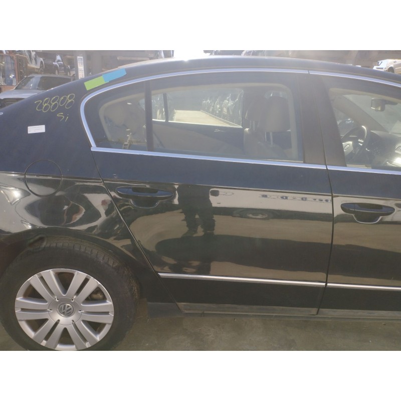Recambio de puerta trasera derecha para volkswagen passat b6 (3c2) 2.0 tdi 16v referencia OEM IAM   