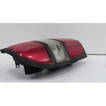 Recambio de piloto trasero izquierdo para toyota land cruiser 90 (_j9_) 3.0 td (kzj90_, kzj95_) referencia OEM IAM   