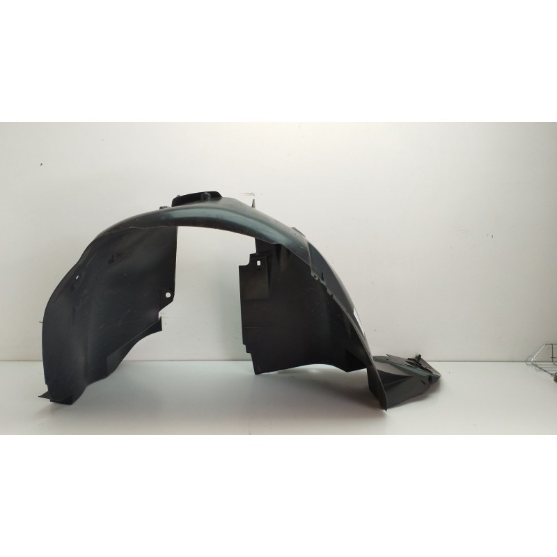Recambio de paso de rueda delantero derecho para peugeot 301 1.6 vti 115 cambio manual 5 velocidades referencia OEM IAM   