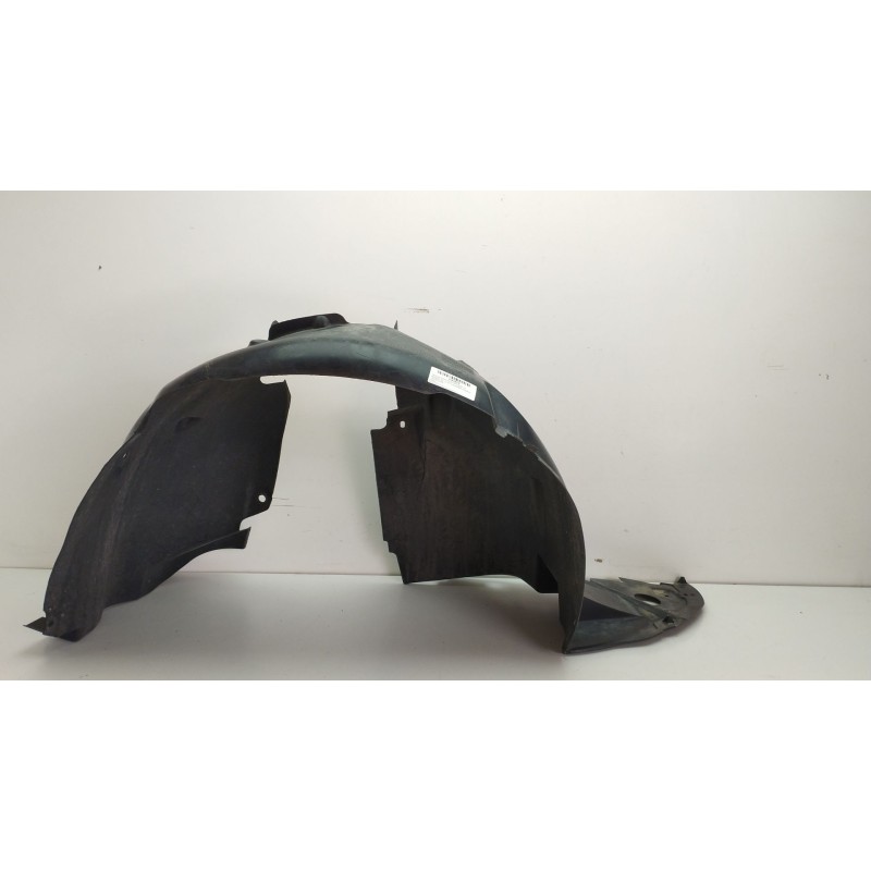 Recambio de paso de rueda delantero derecho para peugeot 301 1.6 vti 115 cambio manual 5 velocidades referencia OEM IAM   