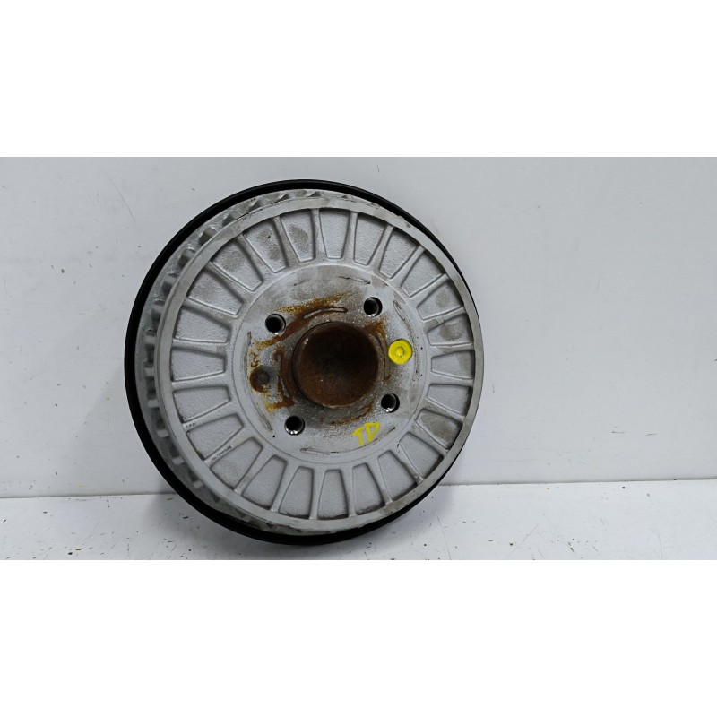 Recambio de tambor freno trasero derecho para renault clio v (b7_) 1.5 blue dci 100 (b7ad) referencia OEM IAM 440005784R 27325DP