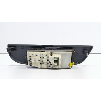 Recambio de mando elevalunas delantero izquierdo para toyota land cruiser 90 (_j9_) 3.0 td (kzj90_, kzj95_) referencia OEM IAM 7