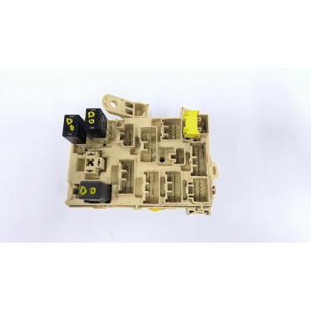CAJA RELES / FUSIBLES 8264160020 