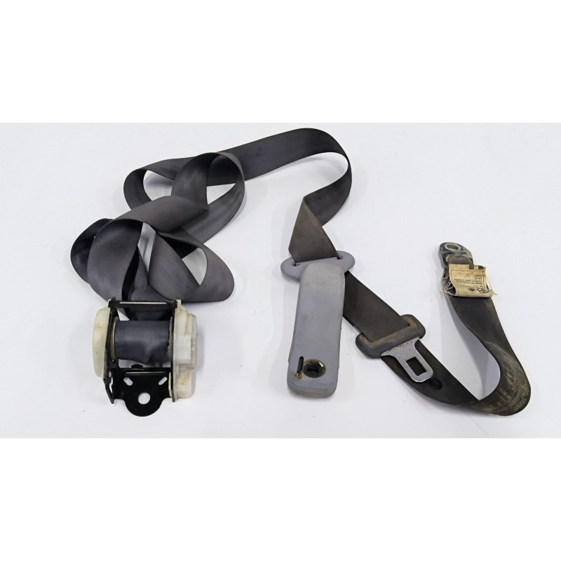 Recambio de cinturon seguridad trasero derecho para toyota land cruiser 90 (_j9_) 3.0 td (kzj90_, kzj95_) referencia OEM IAM C70