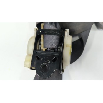 Recambio de cinturon seguridad trasero derecho para toyota land cruiser 90 (_j9_) 3.0 td (kzj90_, kzj95_) referencia OEM IAM C70