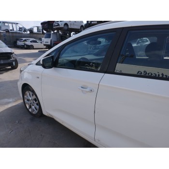 Recambio de puerta delantera izquierda para kia carens iv 1.7 crdi referencia OEM IAM   