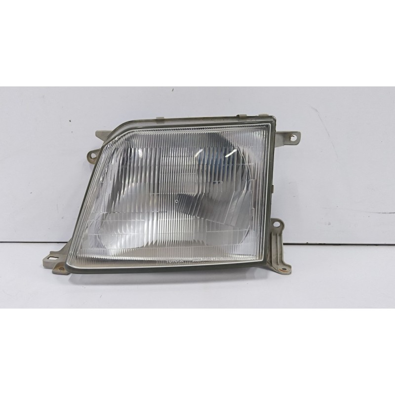 Recambio de faro izquierdo para toyota land cruiser 90 (_j9_) 3.0 td (kzj90_, kzj95_) referencia OEM IAM 11076430 9922680008 