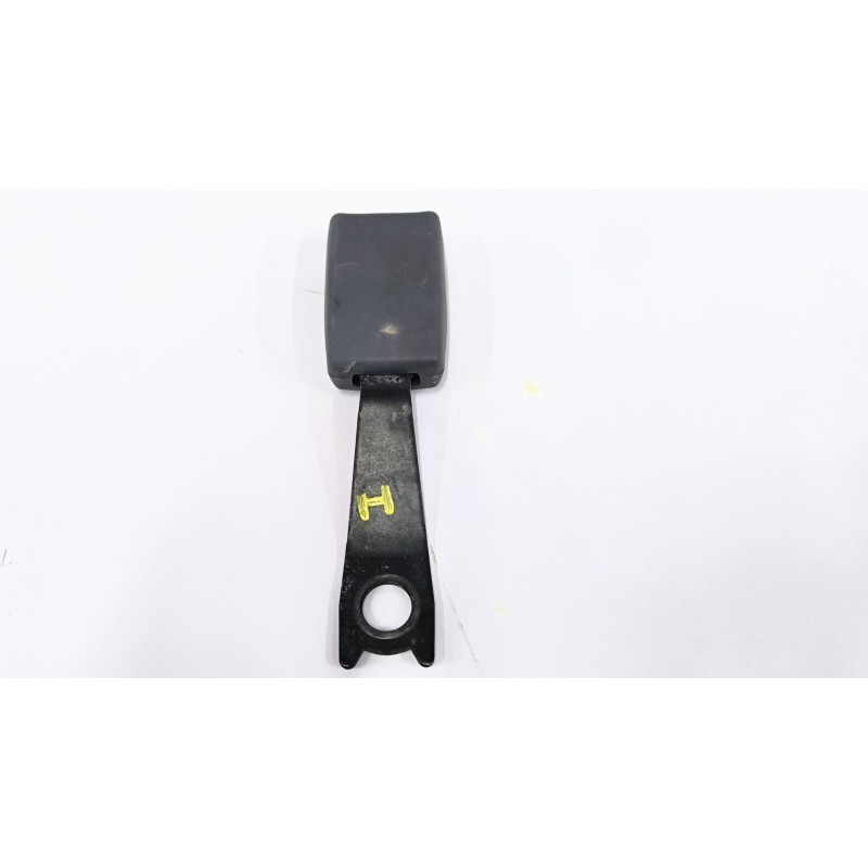 Recambio de enganche cinturon delantero izquierdo para toyota land cruiser 90 (_j9_) 3.0 td (kzj90_, kzj95_) referencia OEM IAM 