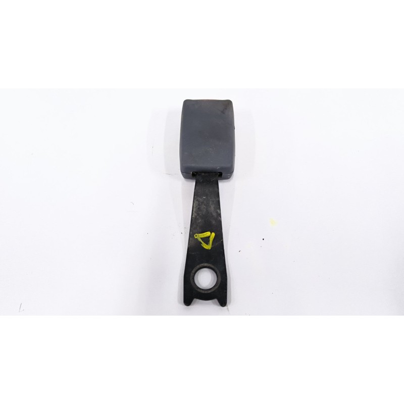 Recambio de enganche cinturon delantero derecho para toyota land cruiser 90 (_j9_) 3.0 td (kzj90_, kzj95_) referencia OEM IAM   