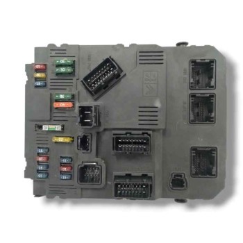 CAJA RELES / FUSIBLES 9652474780 OBSERVAR FOTO 