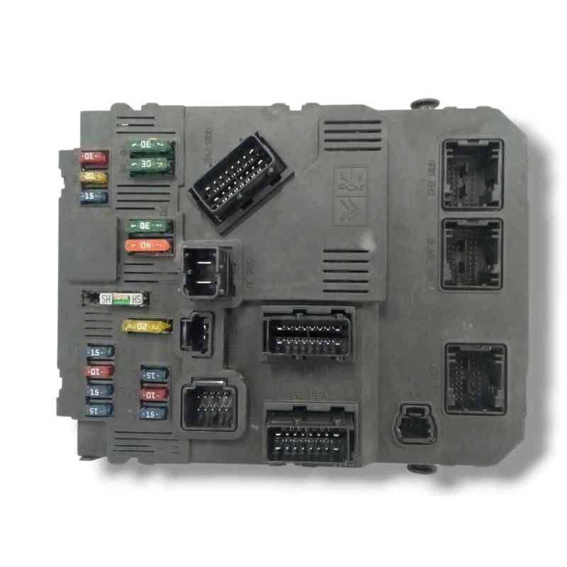 Recambio de caja reles / fusibles para peugeot 206 berlina 1.4 hdi referencia OEM IAM 9652474780 OBSERVAR FOTO 