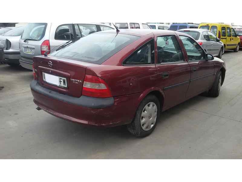 OPEL VECTRA B BERLINA