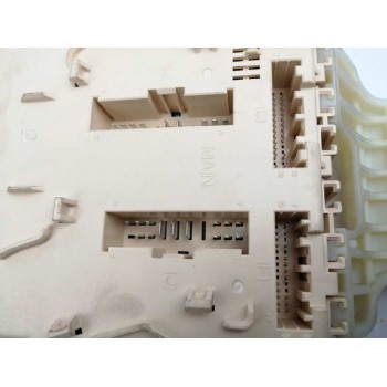 Recambio de caja reles / fusibles para hyundai ix35 1.7 crdi cat referencia OEM IAM 919502S521  