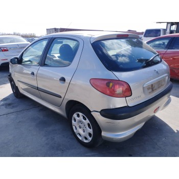 peugeot 206 berlina del año 2005