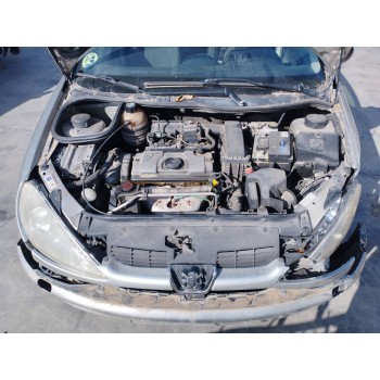 peugeot 206 berlina del año 2005