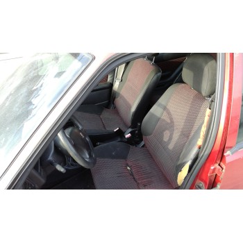 peugeot 106 (s2) del año 2001