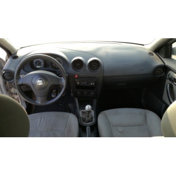 seat ibiza (6l1) del año 2003