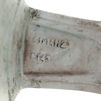 Recambio de llanta para volkswagen polo (6r1) 1.2 tdi referencia OEM IAM 6Q1071494 6JX14H2 ET43 5H 5X100