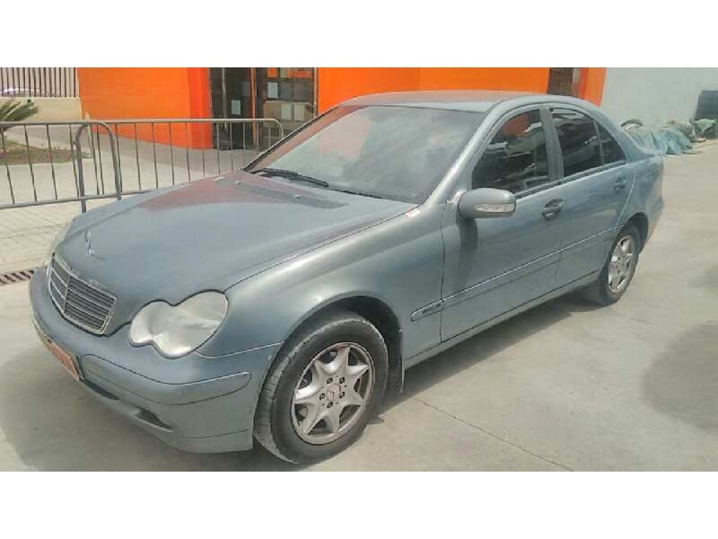 MERCEDES-BENZ CLASE C (W203) BERLINA