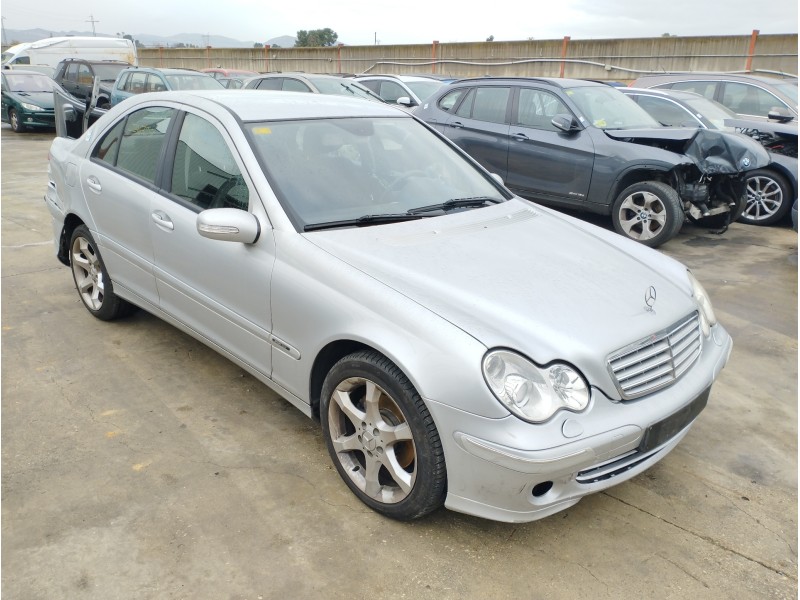 MERCEDES-BENZ CLASE C (W203) BERLINA