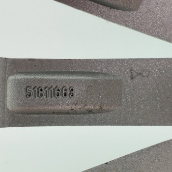 Recambio de llanta para fiat linea (110) 1.3 16v jtd cat referencia OEM IAM 51811663 6,0JX16H2 SL2103 4H 4X100