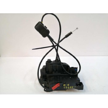 Recambio de cerradura puerta delantera derecha para renault kangoo 1.5 dci diesel fap referencia OEM IAM 8200497604F  