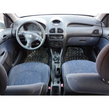 peugeot 206 berlina del año 1998