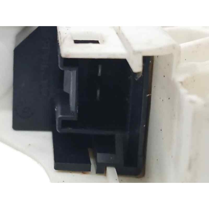 ELEVALUNAS DELANTERO IZQUIERDO