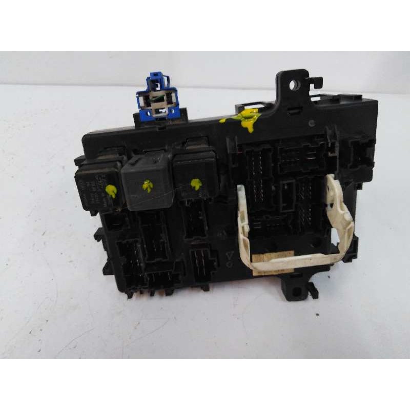 Recambio de caja reles / fusibles para nissan terrano/terrano.ii (r20) s (3-ptas.) referencia OEM IAM   