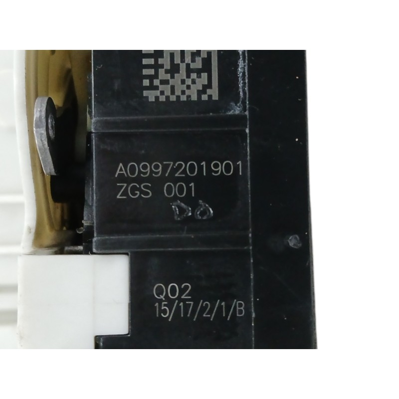CERRADURA PUERTA DELANTERA IZQUIERDA