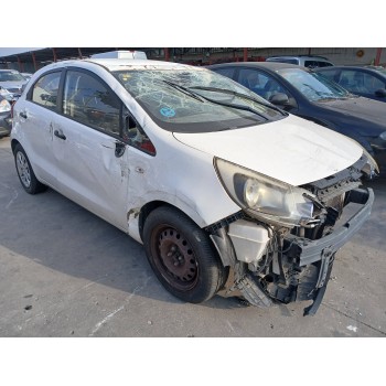 kia rio del año 2012