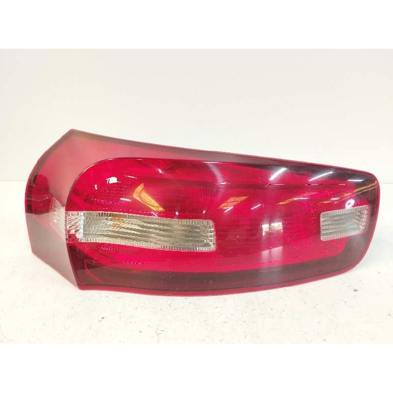 PILOTO TRASERO IZQUIERDO