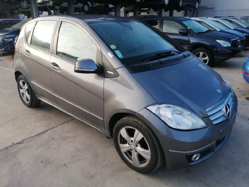 MERCEDES-BENZ CLASE A (W169)
