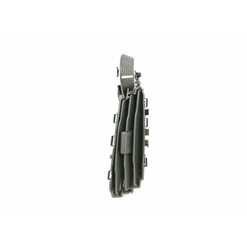 Recambio de rejilla aireadora para ford focus lim. 1.0 ecoboost cat referencia OEM IAM F1EBA014L20BA CENTRAL DERECHA 