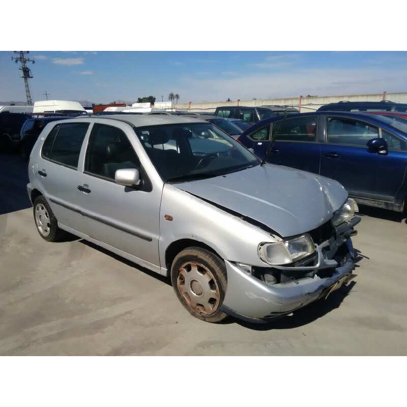 volkswagen polo berlina (6n1) del año 1999