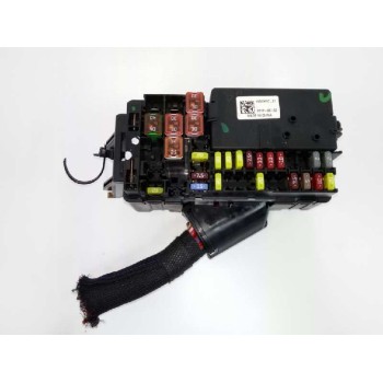 CAJA RELES / FUSIBLES 15533697 