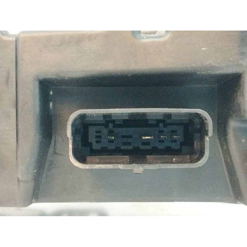 PILOTO DELANTERO DERECHO