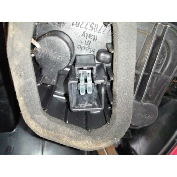 Recambio de piloto trasero derecho para mitsubishi colt berlina 3 (cz) 1.3 cat referencia OEM IAM MR957366  