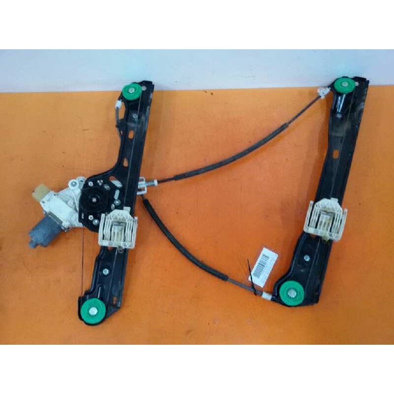 Recambio de elevalunas delantero izquierdo para bmw serie 1 berlina (e81/e87) 118d referencia OEM IAM FUNDA 67626927027 