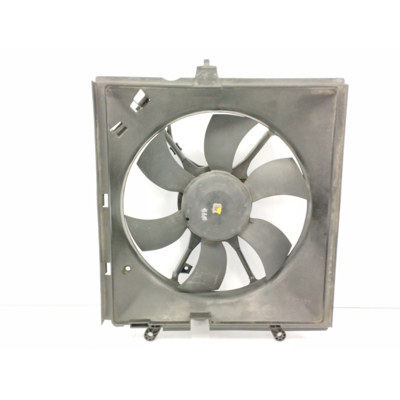 Recambio de electroventilador para volvo v40 familiar 1.6 cat referencia OEM IAM 8240212  