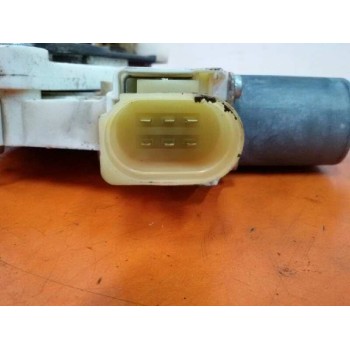 Recambio de elevalunas delantero izquierdo para bmw serie 1 berlina (e81/e87) 118d referencia OEM IAM FUNDA 67626927027 