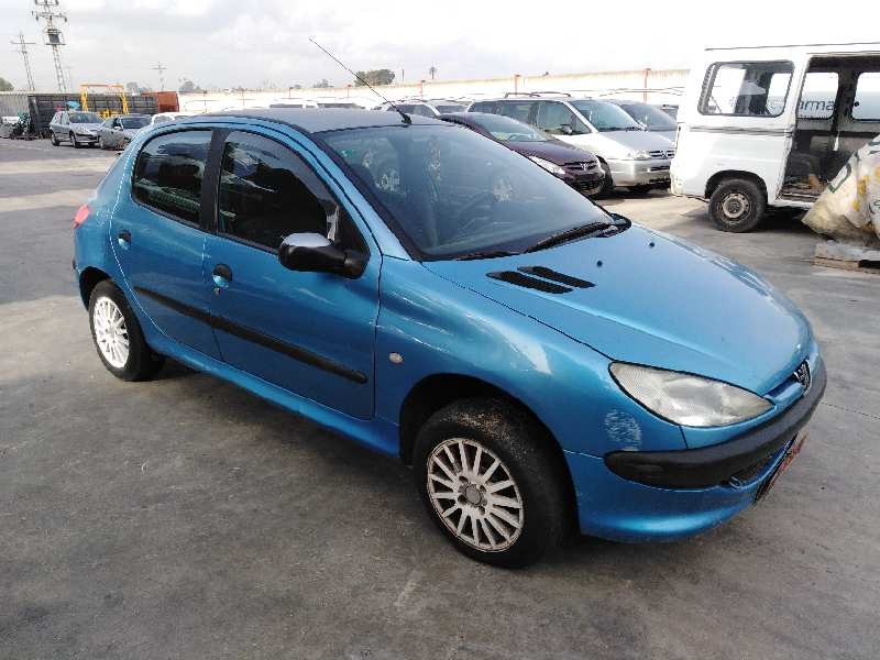 PEUGEOT 206 BERLINA