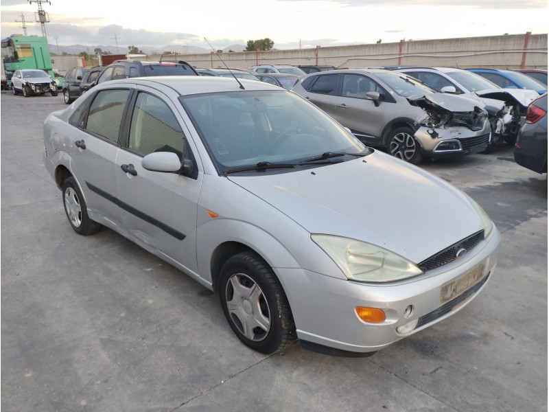 FORD FOCUS BERLINA (CAK)