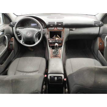 mercedes-benz clase c (w203) berlina del año 2008