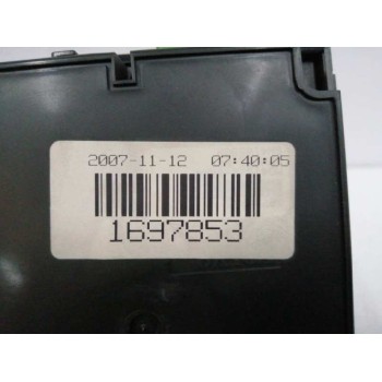 Recambio de pantalla multifuncion para volvo xc70 2.4 diesel cat referencia OEM IAM 1697853  