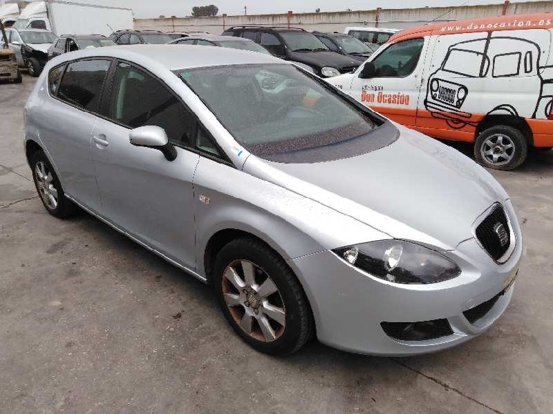 SEAT LEON (1P1)